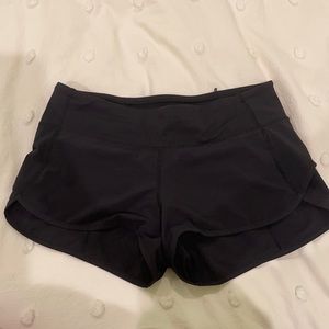 Women’s Lululemon Speed Up Low Rise Short 2.5”